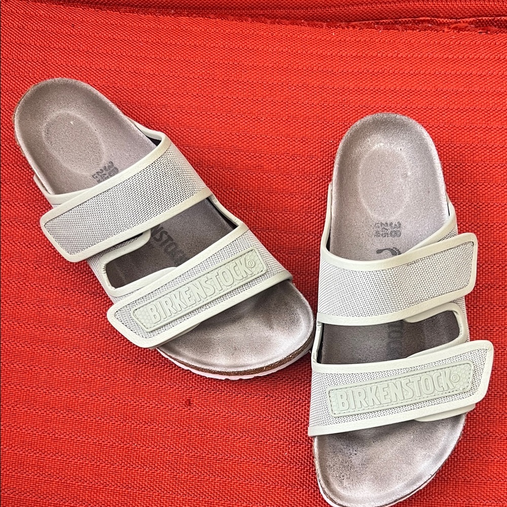 PRELOVED Birkenstock Olive Slide Sandals